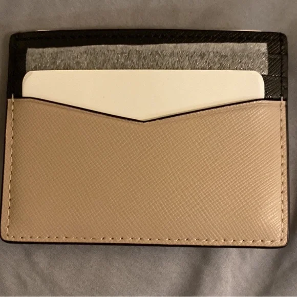 New - Picture 2 of 3